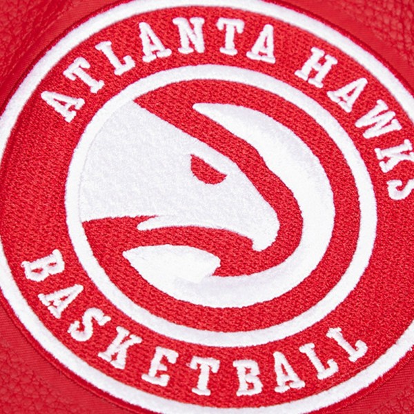 Бомбер на молнии Atlanta Hawks Pro Standard Retro Classic Varsity - Cream