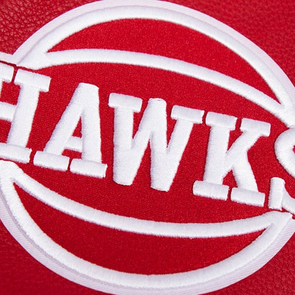 Бомбер на молнии Atlanta Hawks Pro Standard Retro Classic Varsity - Cream