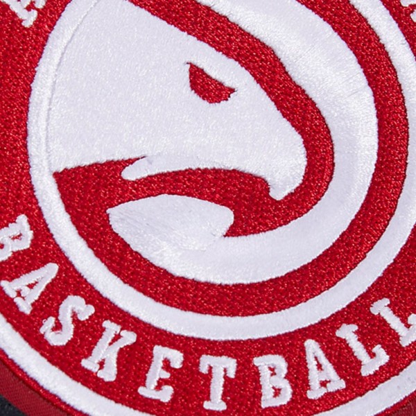 Бомбер на молнии Atlanta Hawks Pro Standard Retro Classic Varsity - Black