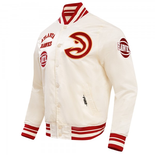Бомбер Atlanta Hawks Pro Standard  Retro Classic Satin - Cream