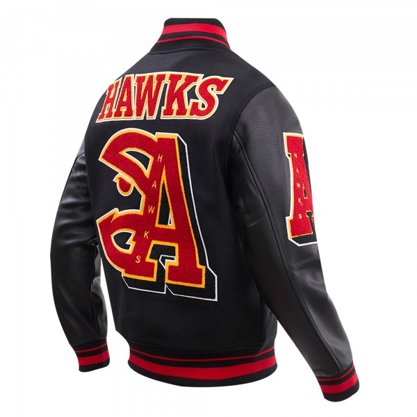 Бомбер на молнии Atlanta Hawks Pro Standard Mash Up Varsity - Black