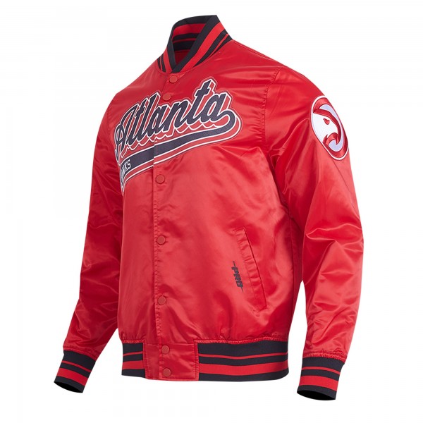Бомбер Atlanta Hawks Pro Standard Script Tail Satin - Red