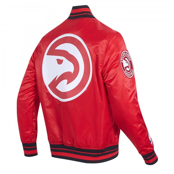 Бомбер Atlanta Hawks Pro Standard Script Tail Satin - Red