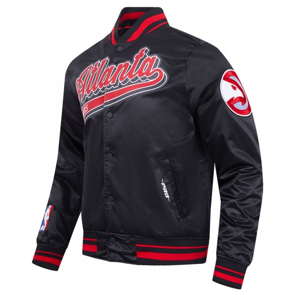 Бомбер Atlanta Hawks Pro Standard Script Tail Satin - Black