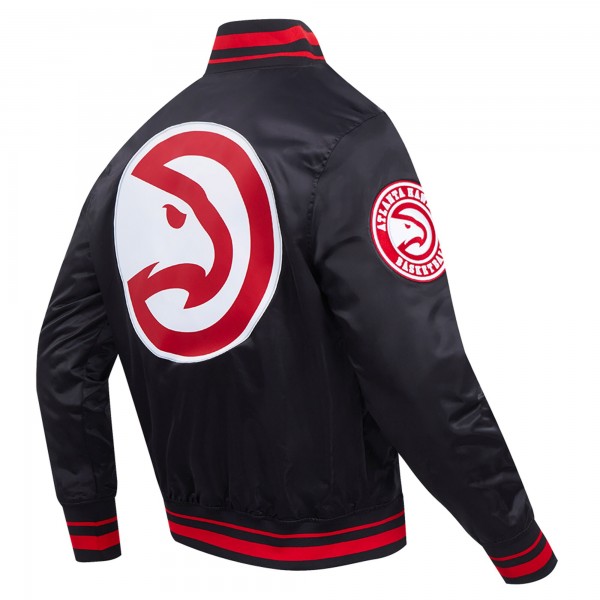 Бомбер Atlanta Hawks Pro Standard Script Tail Satin - Black