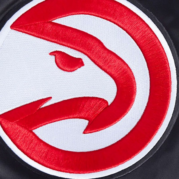 Бомбер Atlanta Hawks Pro Standard Script Tail Satin - Black