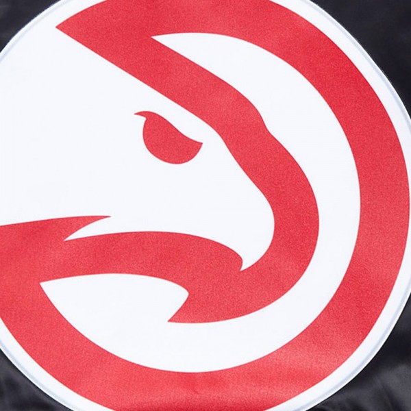 Бомбер Atlanta Hawks Pro Standard Script Tail Satin - Black