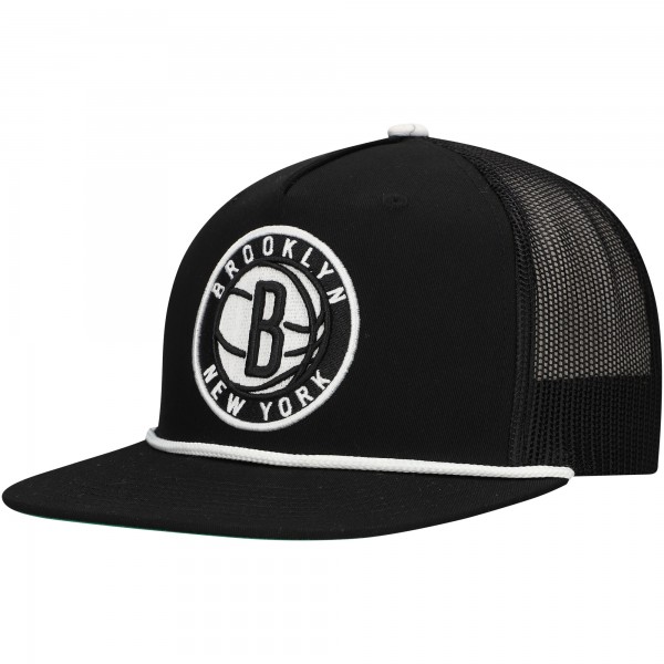 Бейсболка Brooklyn Nets Mitchell & Ness Black Roper Trucker