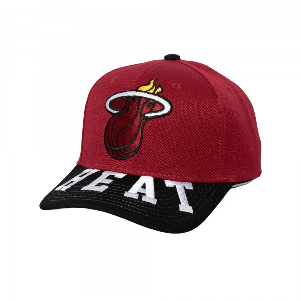Бейсболка Miami Heat Mitchell & Ness Red/Black Underarch Two-Tone Pro Crown