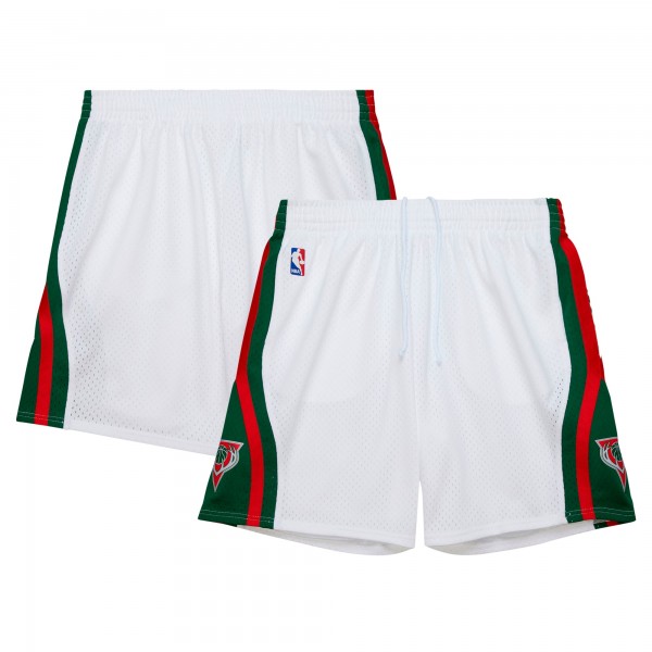 Milwaukee Bucks Mitchell & Ness White 2013/14 Swingman Shorts