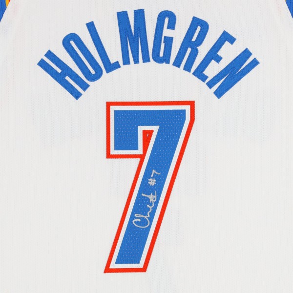 Игровая джерси Chet Holmgren Oklahoma City Thunder Autographed Fanatics Authentic Nike White Association Edition Authentic