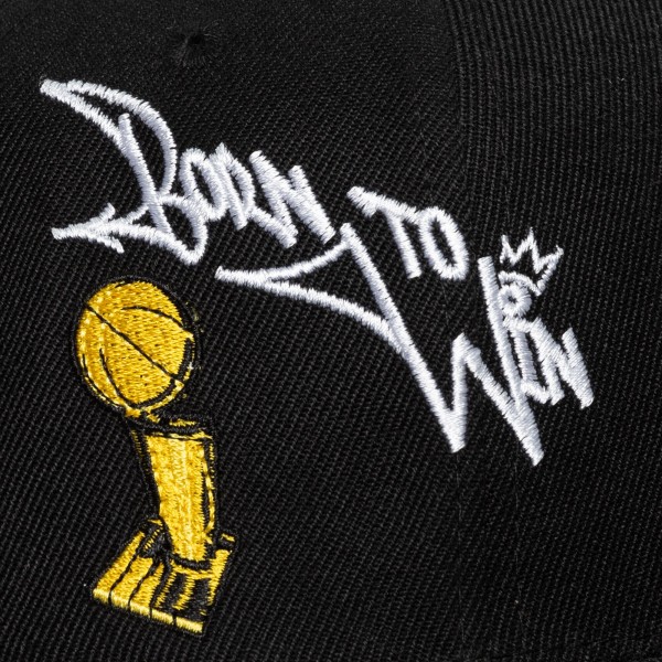 Бейсболка Milwaukee Bucks Mitchell & Ness Black Born To Win Pro Crown
