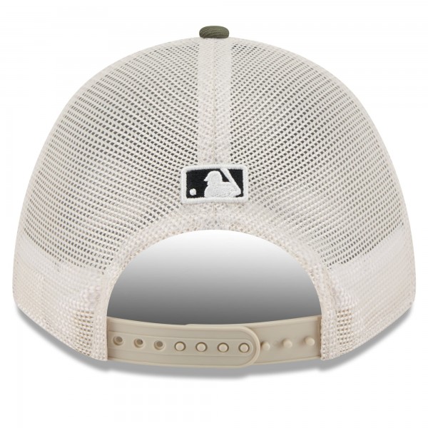 Бейсболка Los Angeles Dodgers New Era Light Beige/Olive 2025 Armed Forces Day 9FORTY M-Crown A-Frame