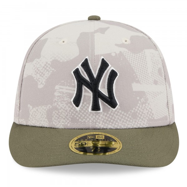 Бейсболка New York Yankees New Era Light Beige/Olive 2025 Armed Forces Day Low Profile 59FIFTY