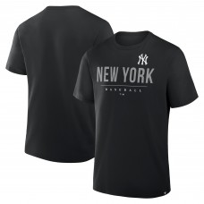 New York Yankees Fanatics Black Color Pop Legacy Clubhouse T-Shirt