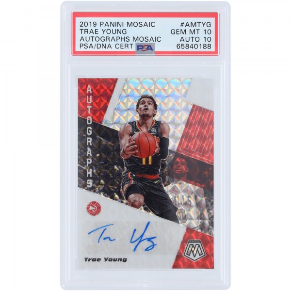 Trae Young Atlanta Hawks Autographed 2019-20 Panini Mosaic #AM-TYG PSA Authenticated 10/10 Card
