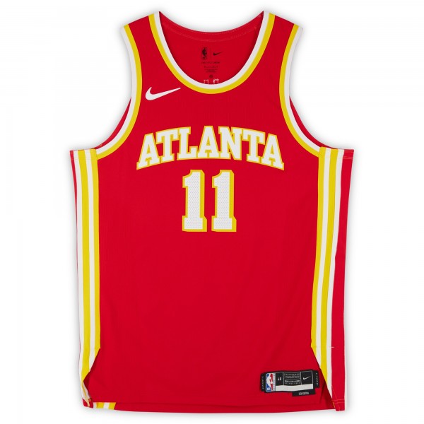 Игровая джерси Trae Young Atlanta Hawks Autographed Fanatics Authentic Red Nike Icon Edition Authentic