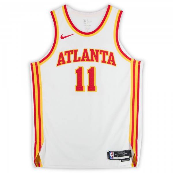 Игровая джерси Trae Young Atlanta Hawks Autographed Fanatics Authentic White Nike Association Edition Authentic