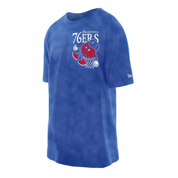Philadelphia 76ers New Era Royal Old School Sport Enzyme Wash Oversized T-Shirt
