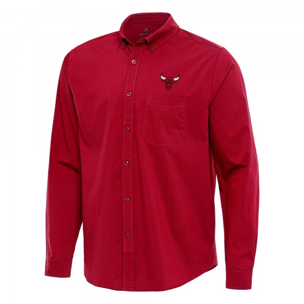 Chicago Bulls Antigua Red Flight Woven Tri-Blend Long Sleeve Button-Down Shirt