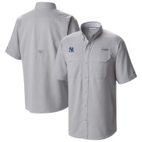 New York Yankees Columbia Gray Omni-Wick Low Drag Offshore Button-Up Shirt