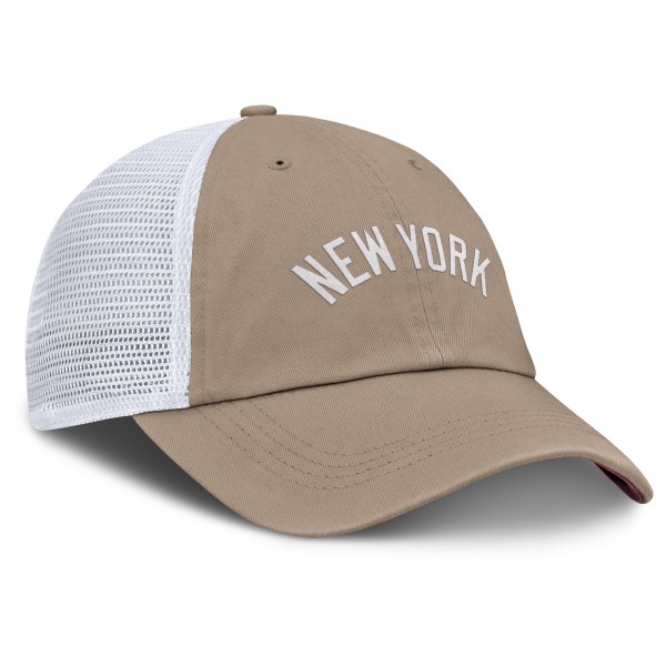 Бейсболка Unisex New York Yankees Nike Khaki/White Mothers Day Club Trucker