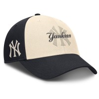 Бейсболка New York Yankees Nike Navy/Natural Statement Club Performance