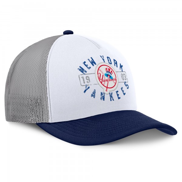 Бейсболка New York Yankees Fanatics White/Navy Designated A-Frame Foam Front Trucker