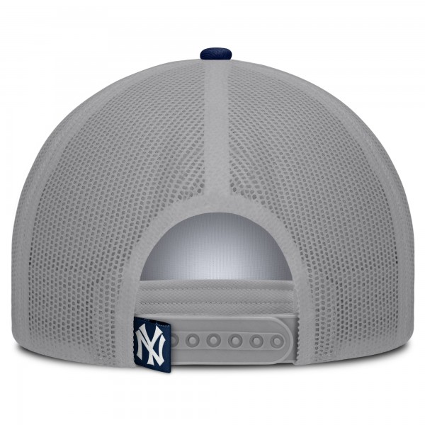 Бейсболка New York Yankees Fanatics White/Navy Designated A-Frame Foam Front Trucker