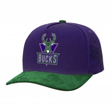 Бейсболка Milwaukee Bucks Mitchell & Ness Purple/Green May Flowers