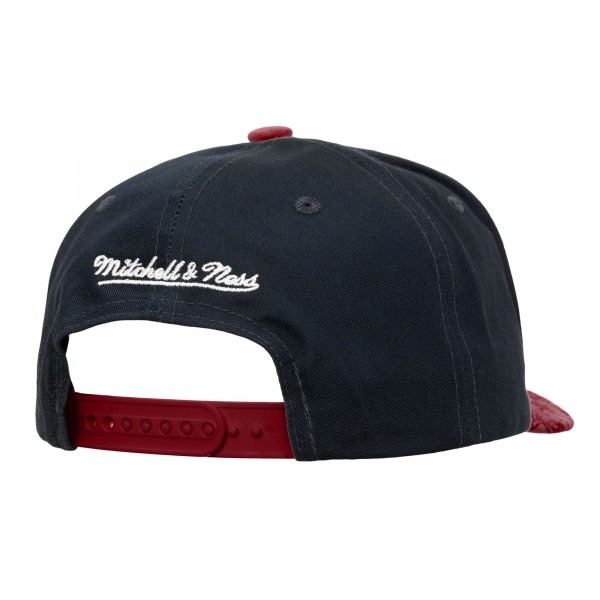 Бейсболка Miami Heat Mitchell & Ness Black/Red May Flowers