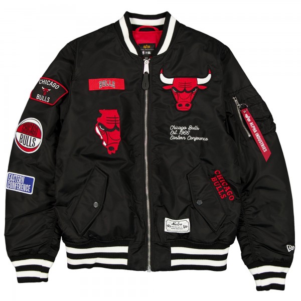 Chicago Bulls New Era x Alpha Industries Black Full-Zip Bomber Jacket