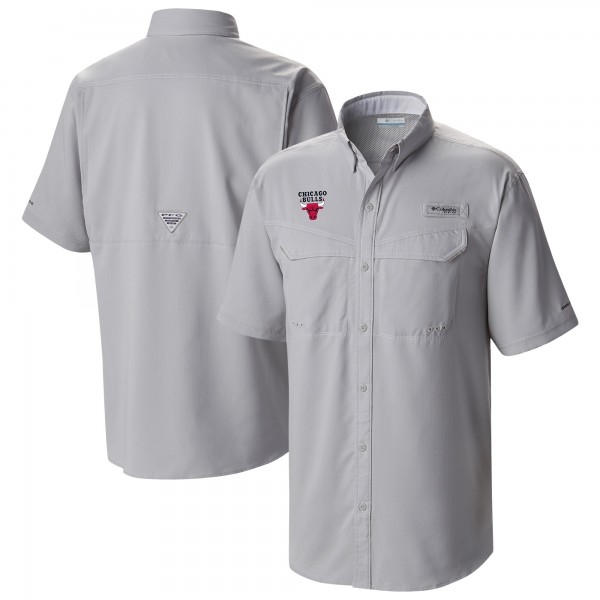 Chicago Bulls Columbia Gray Omni-Wick Low Drag Offshore Button-Up Shirt
