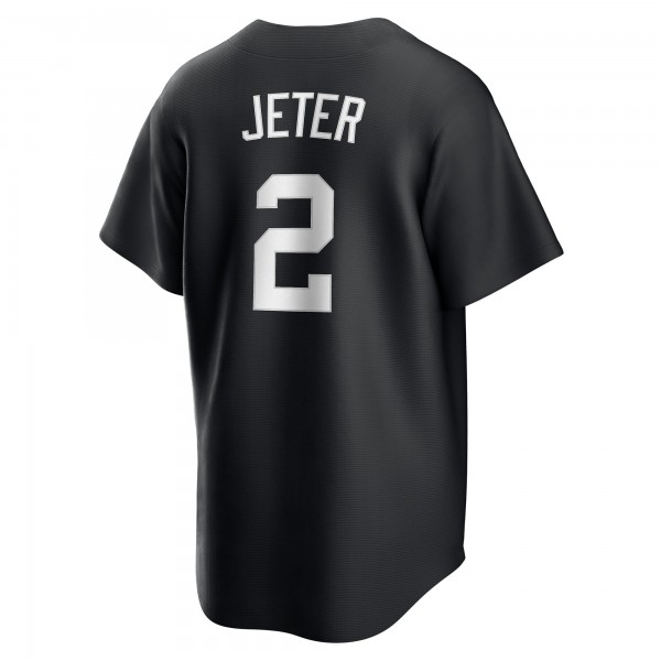 Джерси New York Yankees Derek Jeter Nike Black Replica Player