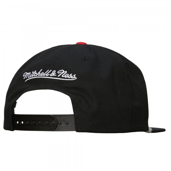 Philadelphia 76ers Mitchell & Ness Black Ascend Deadstock Snapback Hat