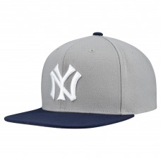 New York Yankees Mitchell & Ness Gray Cooperstown Collection Basic Flip Snapback Hat