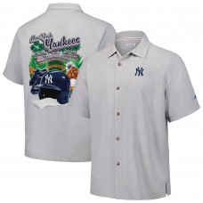 Рубашка с коротким рукавом New York Yankees Tommy Bahama Gray Hit and Run Silk Camp