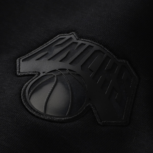 Свитшот New York Knicks Nike Black Authentic Standard Issue Travel Dri-FIT