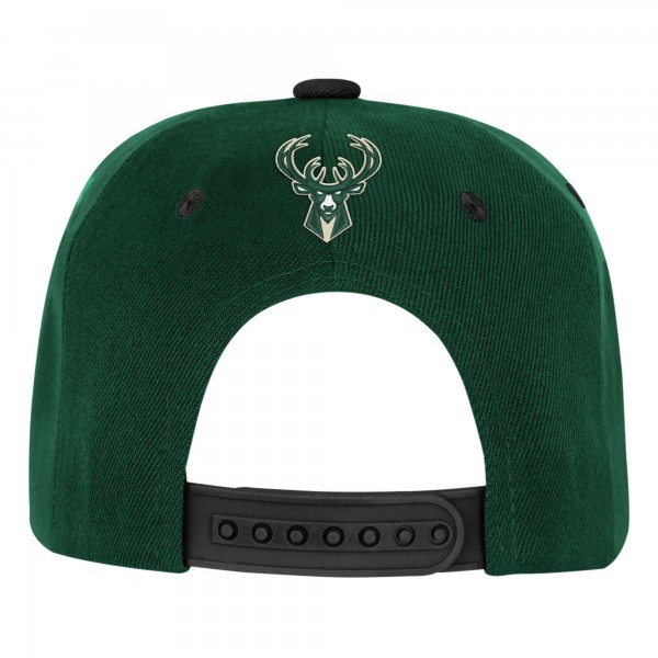Подростковая Milwaukee Bucks Outerstuff Hunter Green/Black Two-Tone Snapback Hat