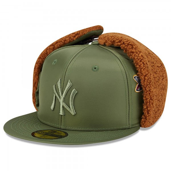 Бейсболка New York Yankees New Era x Alpha Industries Olive Dog Ear 59FIFTY
