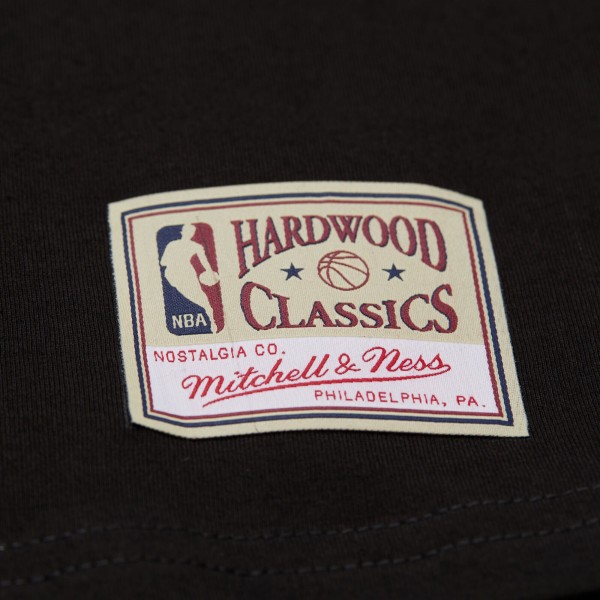 Футболка Chicago Bulls Mitchell & Ness Black NBA x Michelob Ultra Rewind II