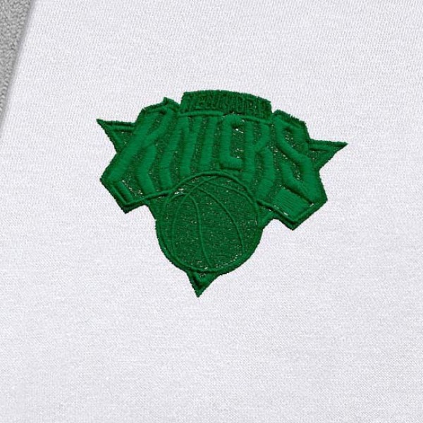 Толстовка New York Knicks Antigua St. Patricks Day Victory Raglan - White