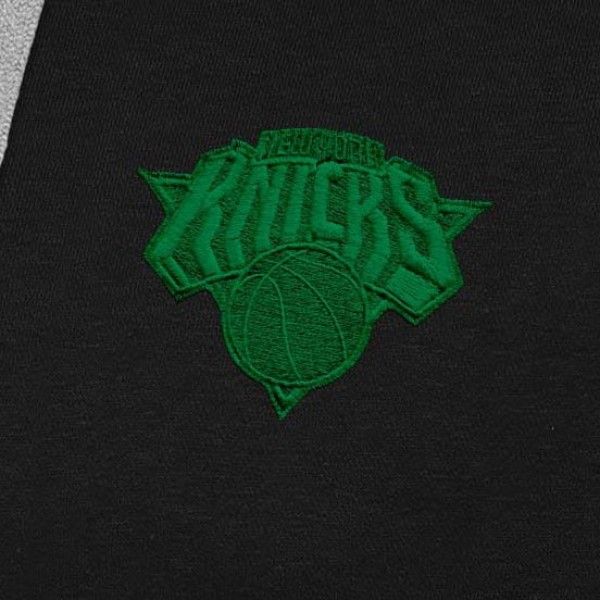 Толстовка New York Knicks Antigua St. Patricks Day Victory Raglan - Black