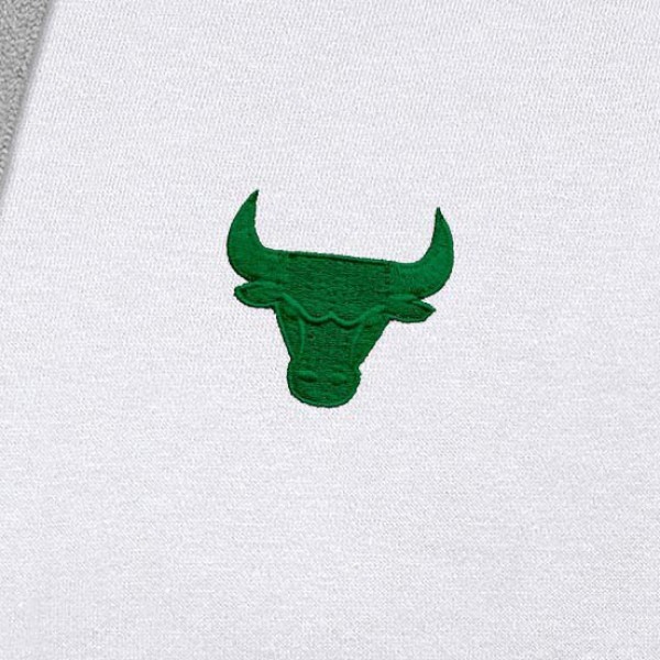 Толстовка Chicago Bulls Antigua White St. Patricks Day Victory Raglan