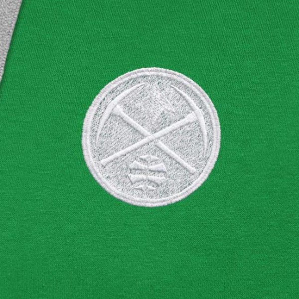 Толстовка Denver Nuggets Antigua Kelly Green St. Patricks Day Victory Raglan