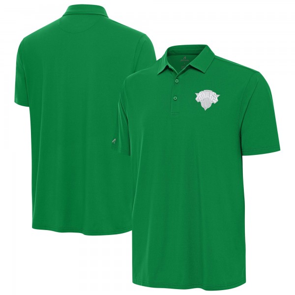 New York Knicks Antigua Kelly Green St. Patricks Day Era Polo