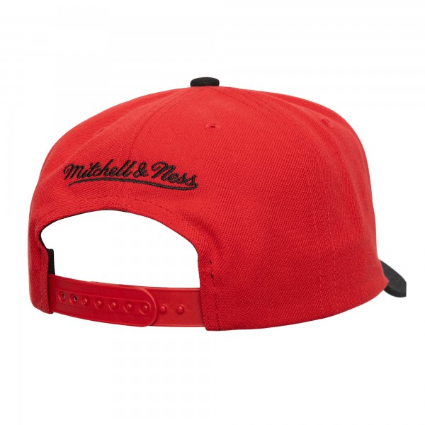 Бейсболка Chicago Bulls Mitchell & Ness Red/Black Stars Core Pro Pinch