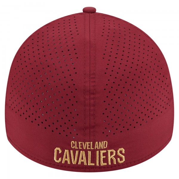 Бейсболка Cleveland Cavaliers New Era Wine Featherweight Poly Rope Flex 39Thirty