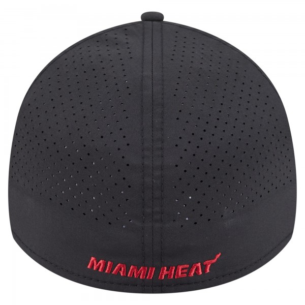 Бейсболка Miami Heat New Era Black Featherweight Poly Rope Flex 39Thirty