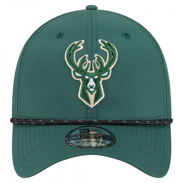 Бейсболка Milwaukee Bucks New Era Hunter Green Featherweight Poly Rope Flex 39Thirty